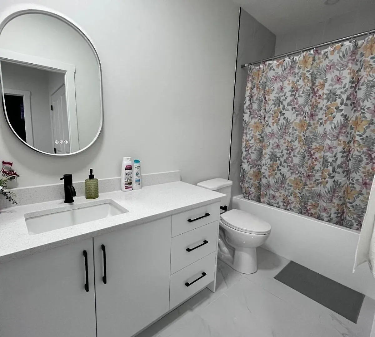 Ferienhaus Haven Lodge, 2Br Brand New Basement Suite YYC